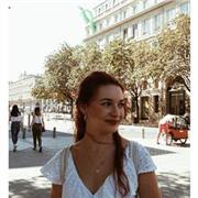 Doy clases a domicilio de las materias de Latín, Griego, Inglés, Lengua y Literatura. Graduada en Filología Clásica y profesora de instituto. Precio a consultar